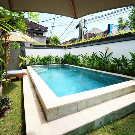 Ken Ken Guest House Seminyak Eksteriør bilde