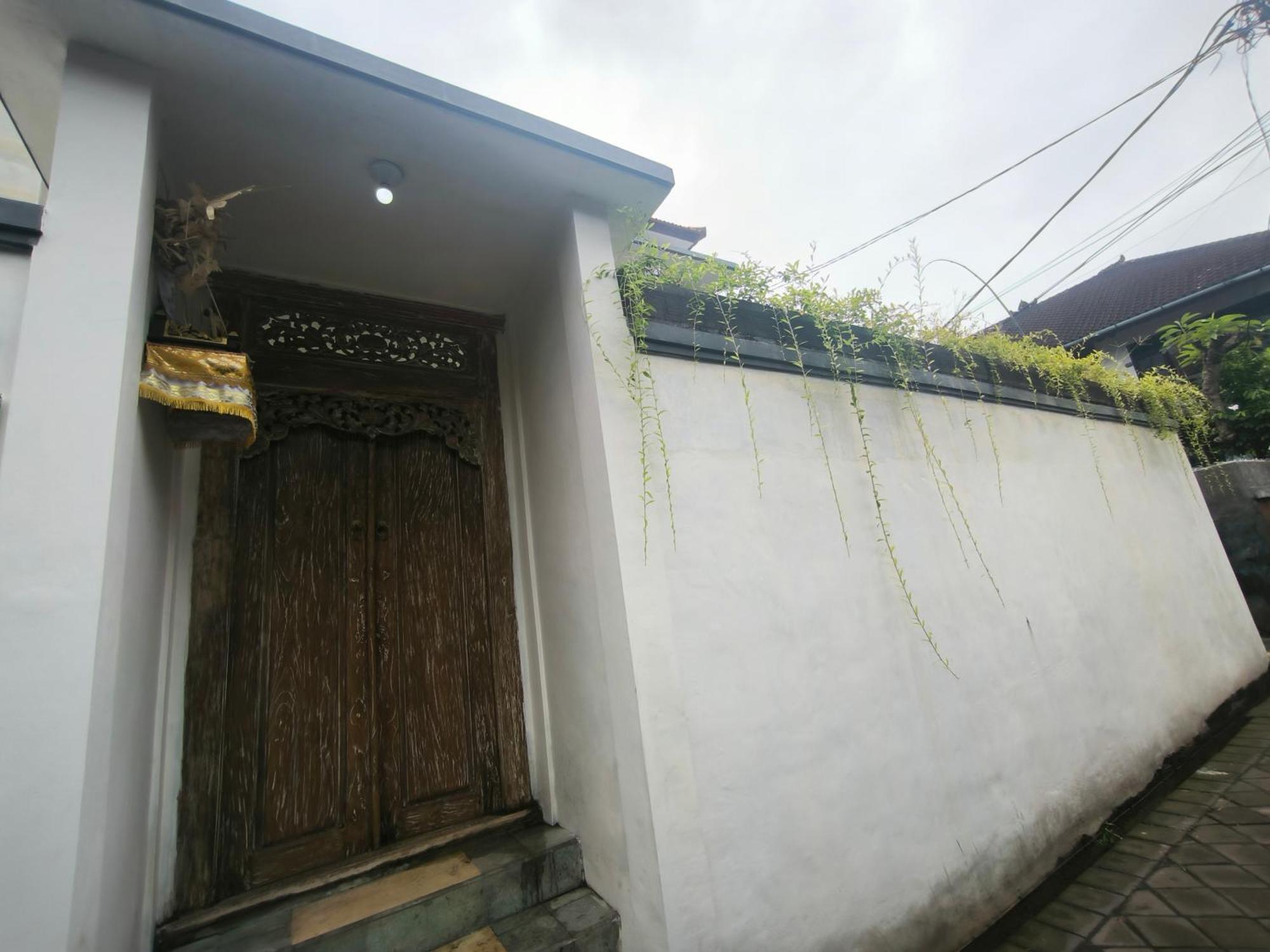 Ken Ken Guest House Seminyak Eksteriør bilde