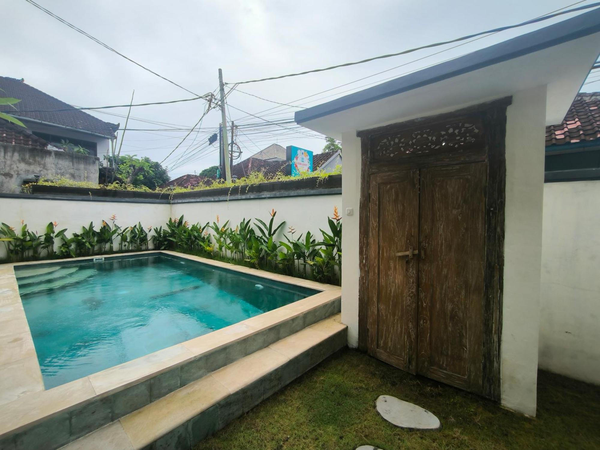 Ken Ken Guest House Seminyak Eksteriør bilde