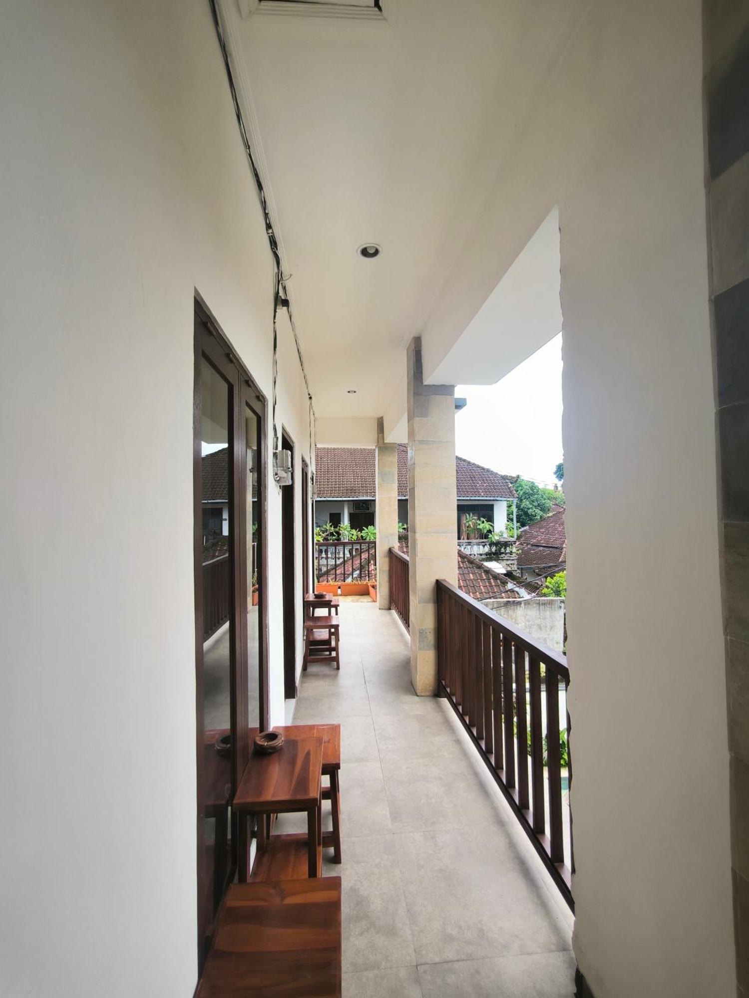 Ken Ken Guest House Seminyak Eksteriør bilde