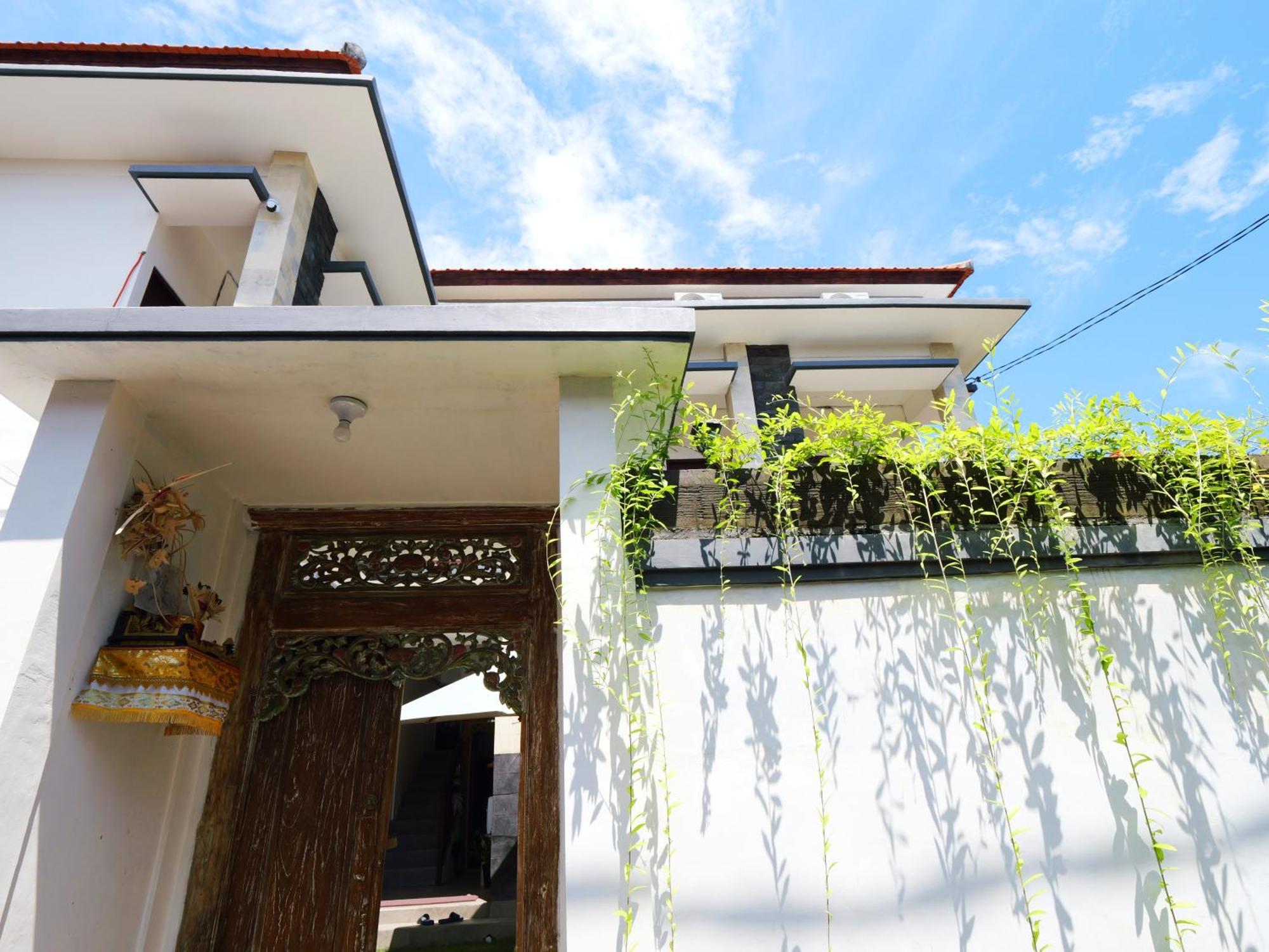 Ken Ken Guest House Seminyak Eksteriør bilde